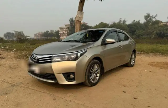 Toyota Corolla Altis 1.8 VL AT 2016