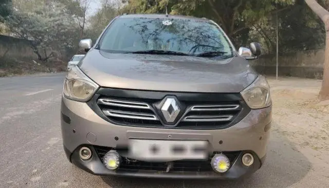 Renault Lodgy 110 PS RXL Stepway 8 STR 2016