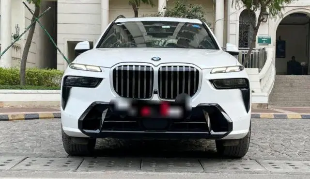 BMW X7 xDrive40i M Sport 2023