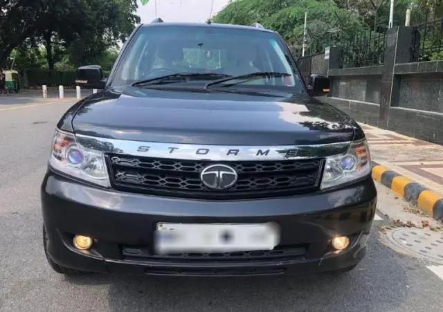 Tata Safari Storme 2.2 EX 4X2 2014