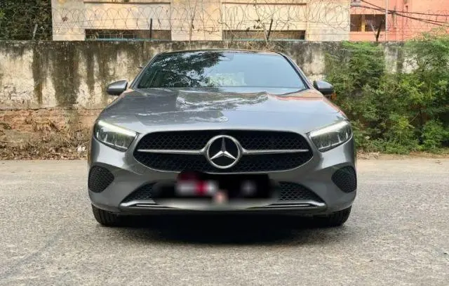 Mercedes-Benz A-Class Limousine 200 2024