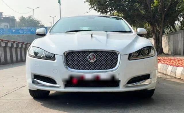 Jaguar XF 2.2 Litre Luxury (Diesel) 2015