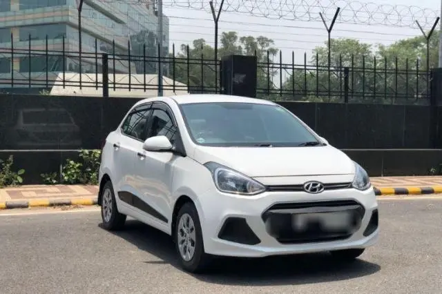 Hyundai Xcent Base 1.2 2015