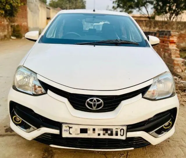 Toyota Etios Liva LE Petrol 2016