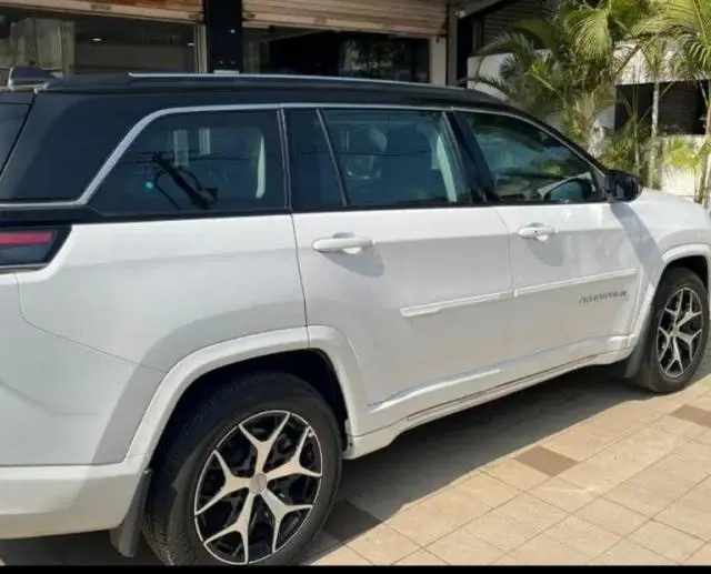 Jeep Meridian Limited (O) 4X4 AT 2023