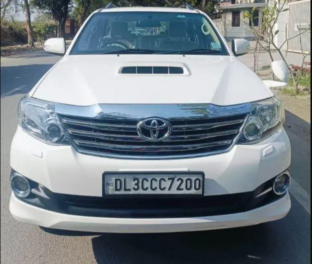 Toyota Fortuner 3.0 4X2 AT 2015