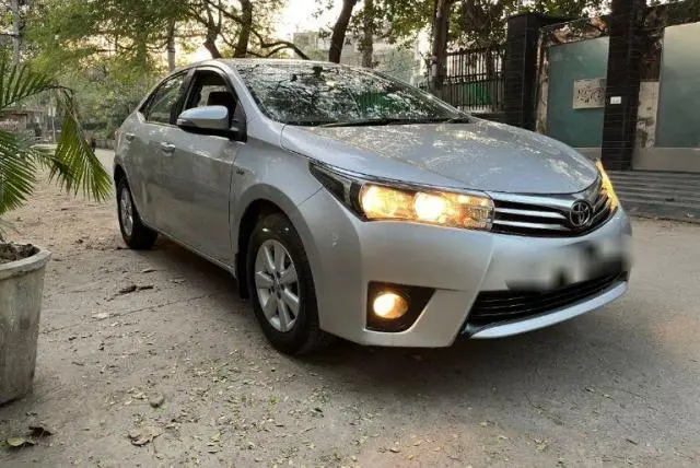 Toyota Corolla Altis 1.8 G 2014