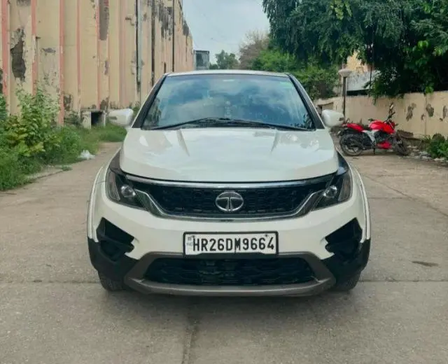 Tata Hexa XM 4x2 7 STR 2018