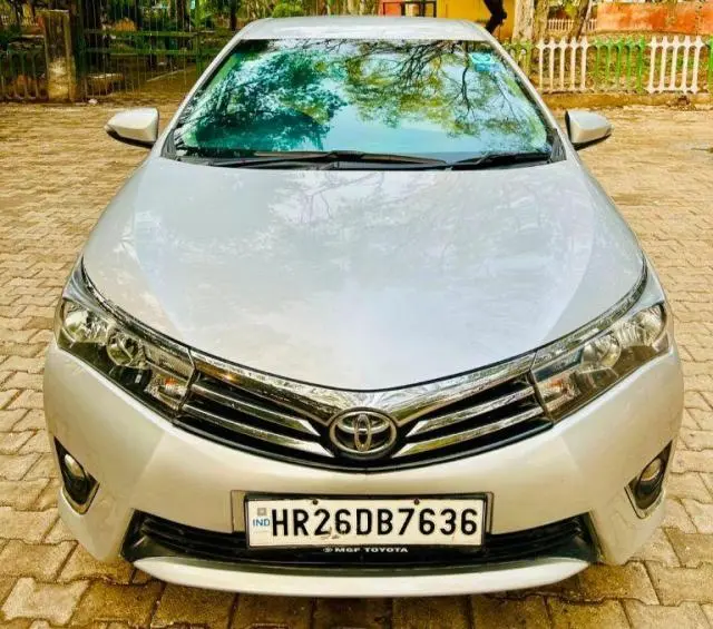Toyota Corolla Altis 1.8 G AT2015