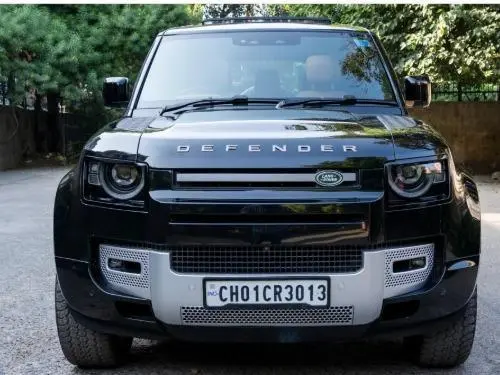 Land Rover Defender 110 X-Dynamic HSE P300 2023