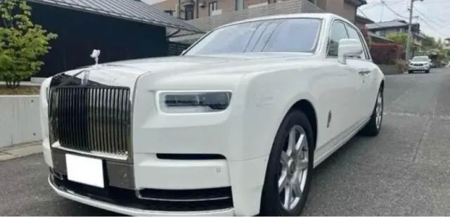 Rolls-Royce Phantom EWB 2011
