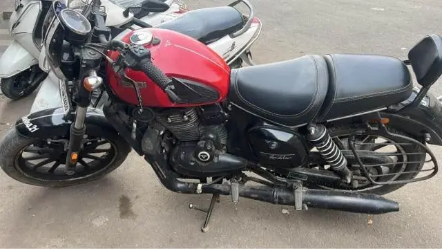 Yezdi Roadster Crimson Dark Inferno Red 2023