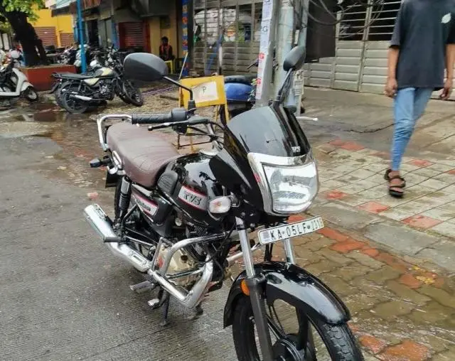 TVS Radeon 110cc DISC BS6 2021