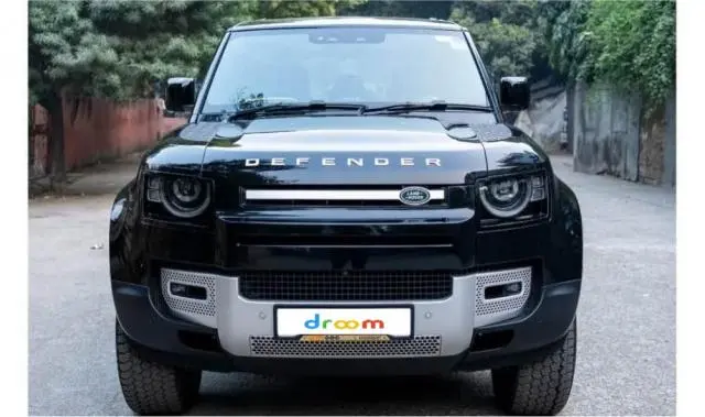 Land Rover Defender 110 X-Dynamic HSE 2.0 Petrol 2024