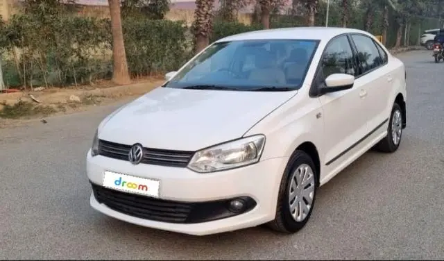 Volkswagen Vento Comfortline Petrol 2014