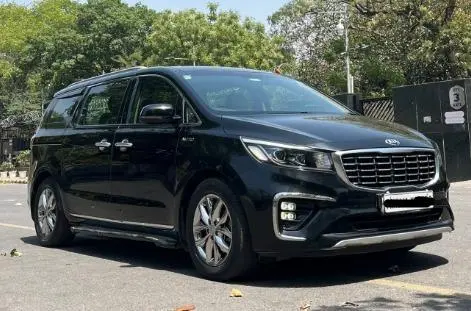 Kia Carnival Limousine 7 STR 2020
