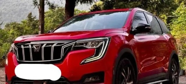 Mahindra XUV700 AX 5 Petrol MT 7 STR 2022