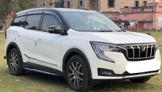 Mahindra XUV700 AX 7 Petrol MT 7 STR 2022