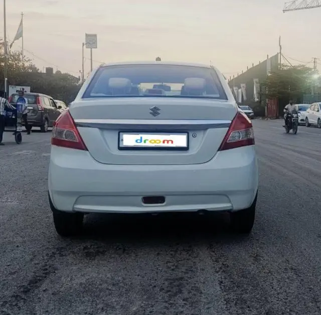 Maruti Suzuki Swift DZire VXi 2013