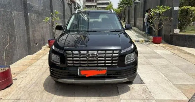 Hyundai Venue S 1.2 Petrol 2023
