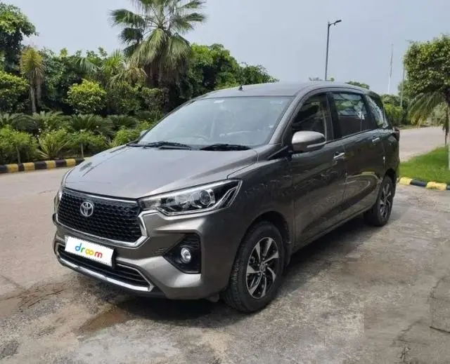 Toyota Rumion V AT 2024