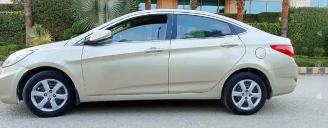 Hyundai Verna 1.6 EX VTVT 2013