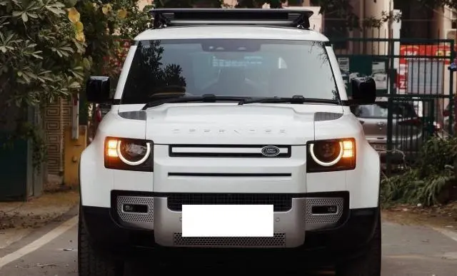 Land Rover Defender 110 X-Dynamic HSE 2.0 Petrol 2025