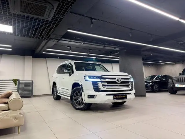 Toyota Land Cruiser LC 200 VX 2016