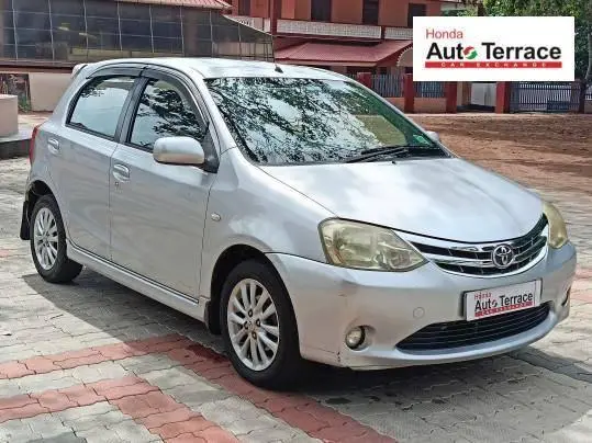 Toyota Etios Liva V 2011