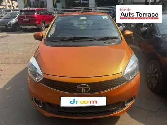Tata Tiago Revotron XZ 2017
