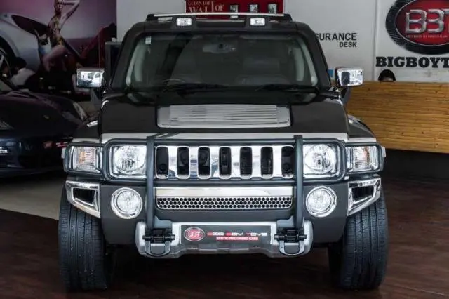 Hummer H3 BASE 2011