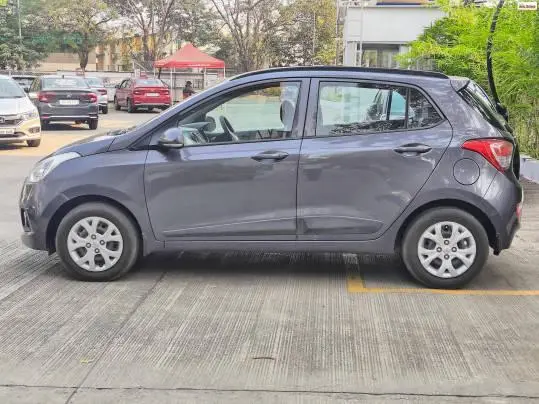 Hyundai Grand i10 Sportz 1.2 Kappa VTVT 2015