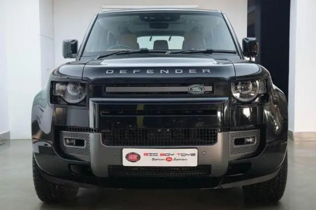 Land Rover Defender 110 X-Dynamic HSE P300 2022