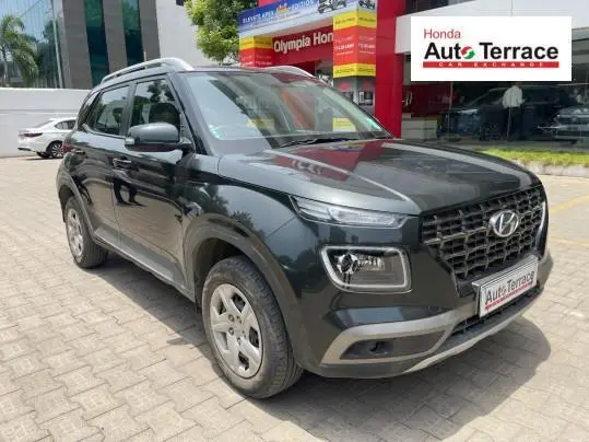 Hyundai Venue S 1.2 Petrol 2020