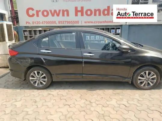 Honda City V MT AVN 2018