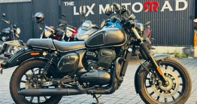 Yezdi Roadster Crimson Dark Inferno Red 2024