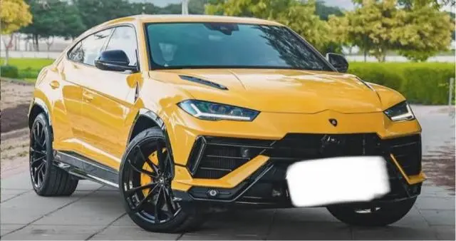 Lamborghini Urus Twin-Turbo V8 2022