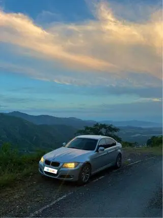 BMW 3 Series 320d 2011