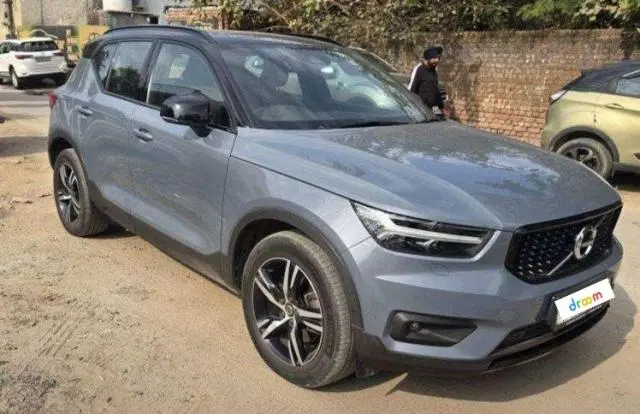 Volvo XC40 T4 R-Design 2021