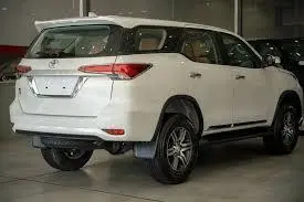 Toyota Fortuner 2.7 4x2 AT 2024