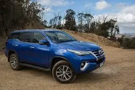 Toyota Fortuner 2.8 4x2 MT 2024
