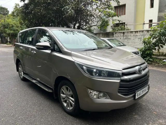Toyota Innova Crysta 2.4 V 7 STR 2016