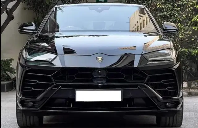 Lamborghini Urus Twin-Turbo V8 2021