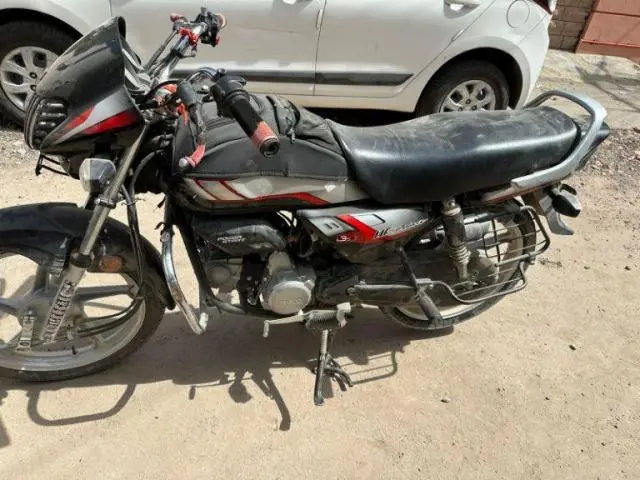Hero HF Deluxe IBS Self Black Alloy 100cc BS6 2020