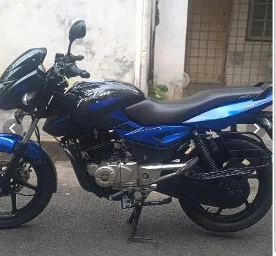 Bajaj Pulsar 150cc 2016
