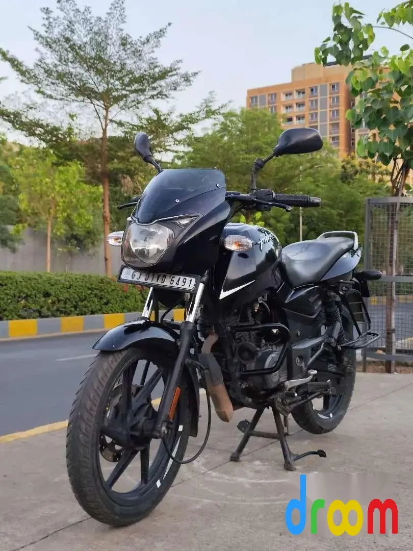 Bajaj Pulsar 125cc Disc BS6 2020