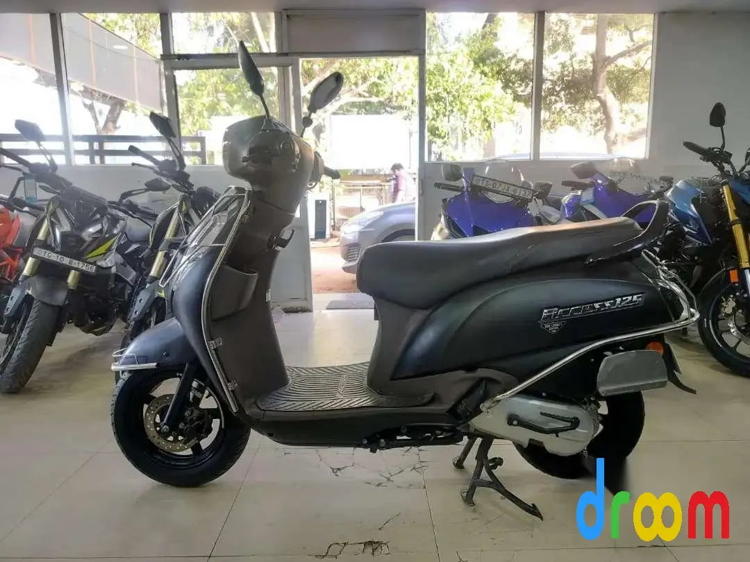 Suzuki Access 125 Disc CBS SE BS6 2025