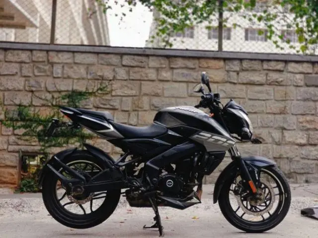 Bajaj Pulsar NS200 ABS BS6 2021