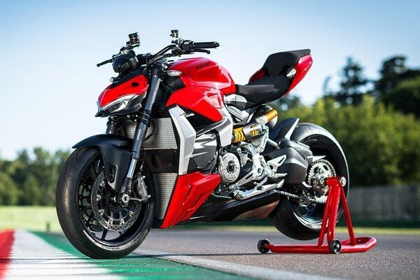 Ducati Streetfighter V2 STD Price in India | Droom