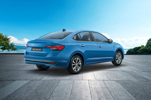 Skoda Slavia Style 1.0L TSI MT 2023